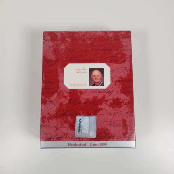 VTG Hallmark Keepsake Ornament 1998 Chicago Bulls NBA Collection- Basketball - Picture 3 of 6